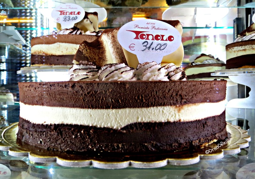 Tonolo: Venetian Chocolate Cake