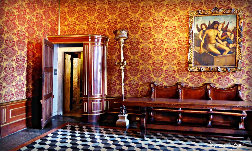 Secret Passages l ©ornaoreilly.com